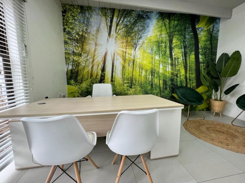 Commercial business let in Kloof - 1KF1672898