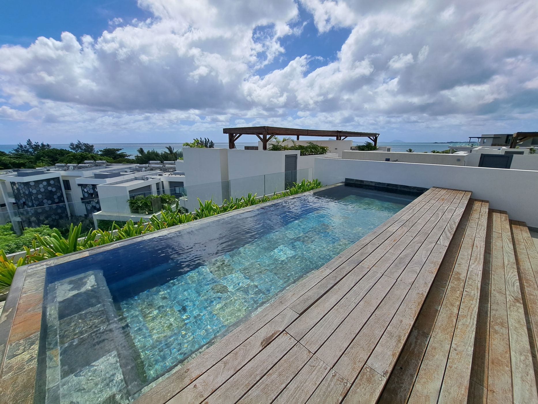 Penthouse apartment to rent in Pointe aux Canonniers, Mauritius - MPR1724538