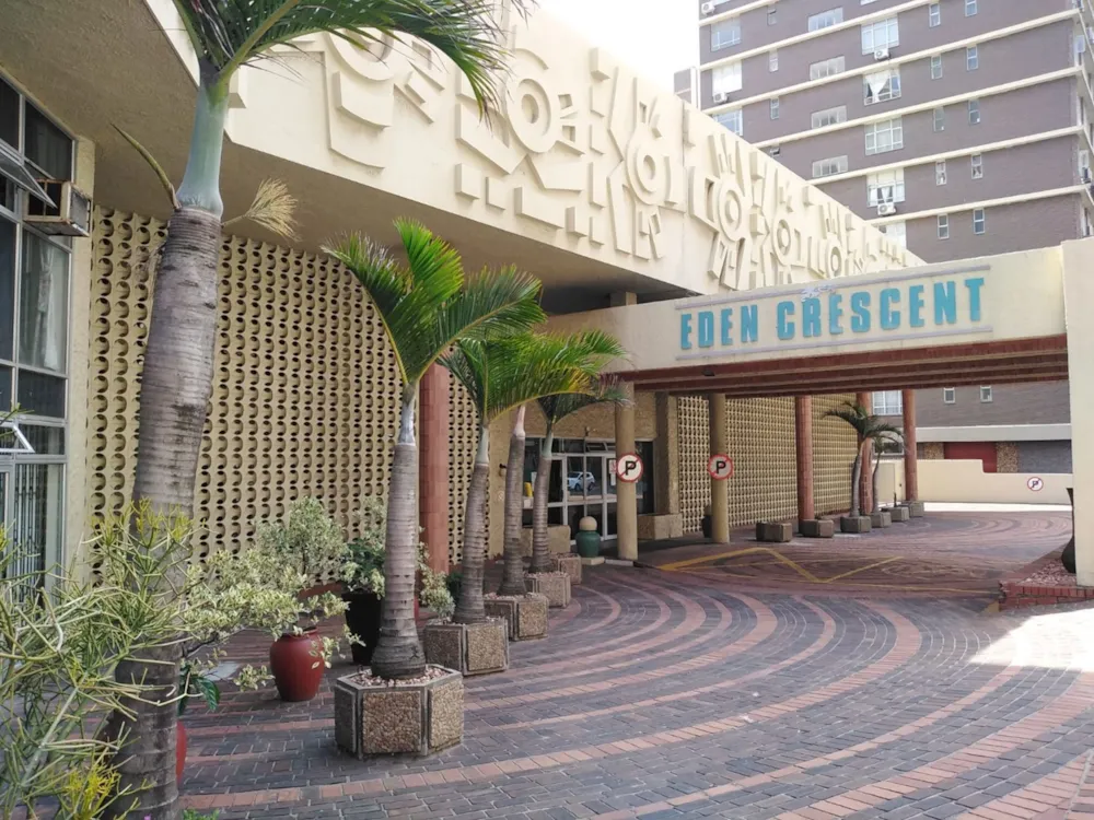 Retirement apartment for sale in North Beach Durban - 1DA1655066 Retirement apartment for sale in North Beach Durban - 1DA1655066