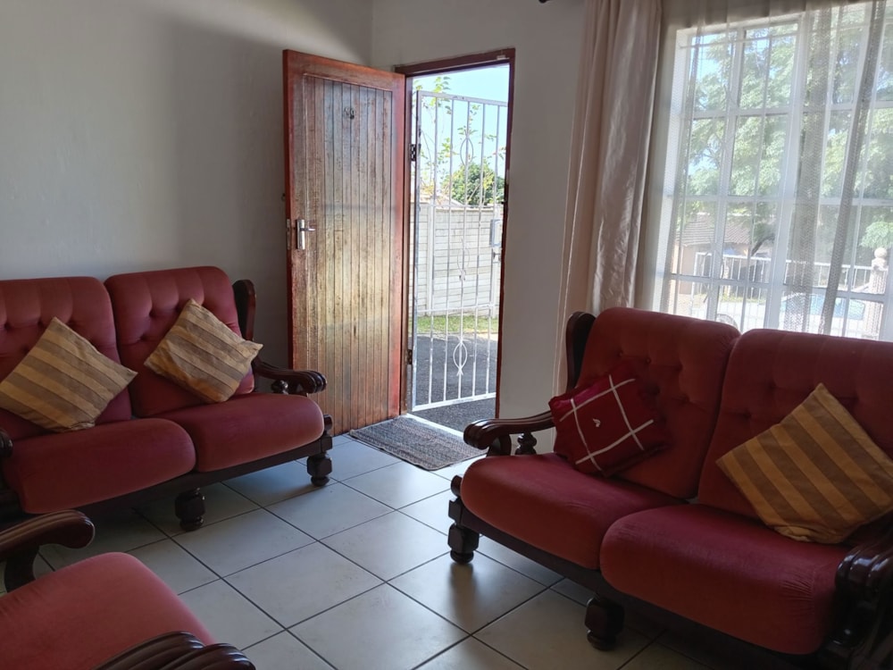 House for sale in Merlewood - 1PX1655206