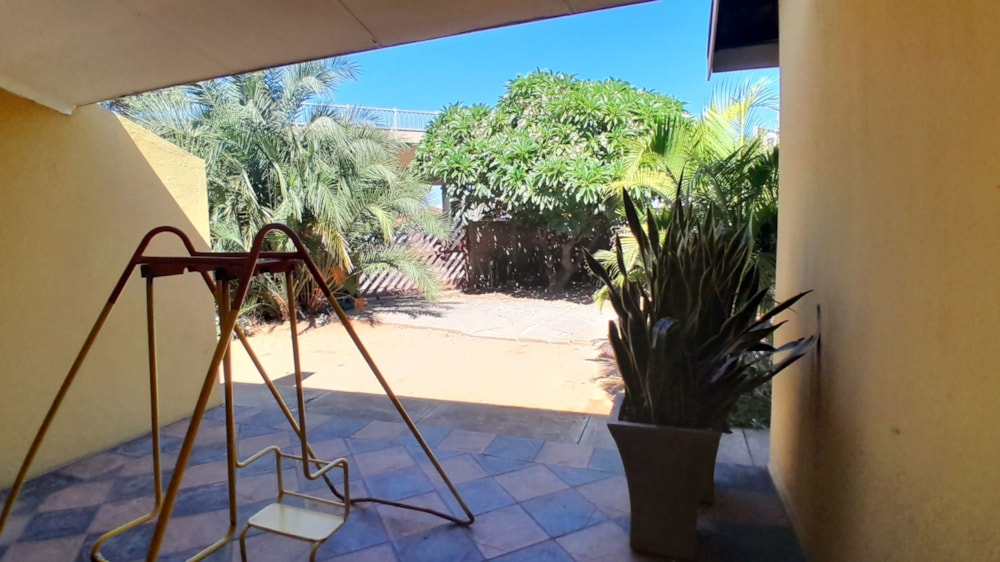 House for sale in Oos Einde, Rustenburg - 1RU1655116