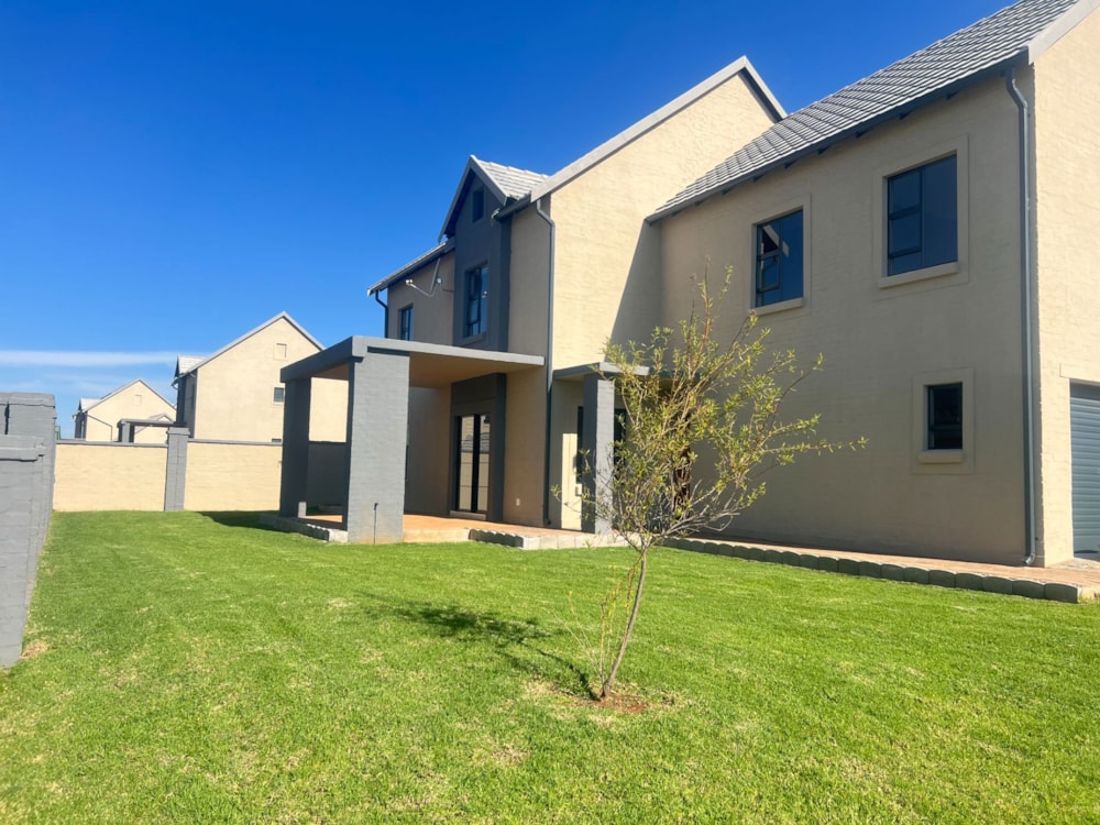 House to rent in Waterlake Farm - PT1711799 House to rent in Waterlake Farm - PT1711799