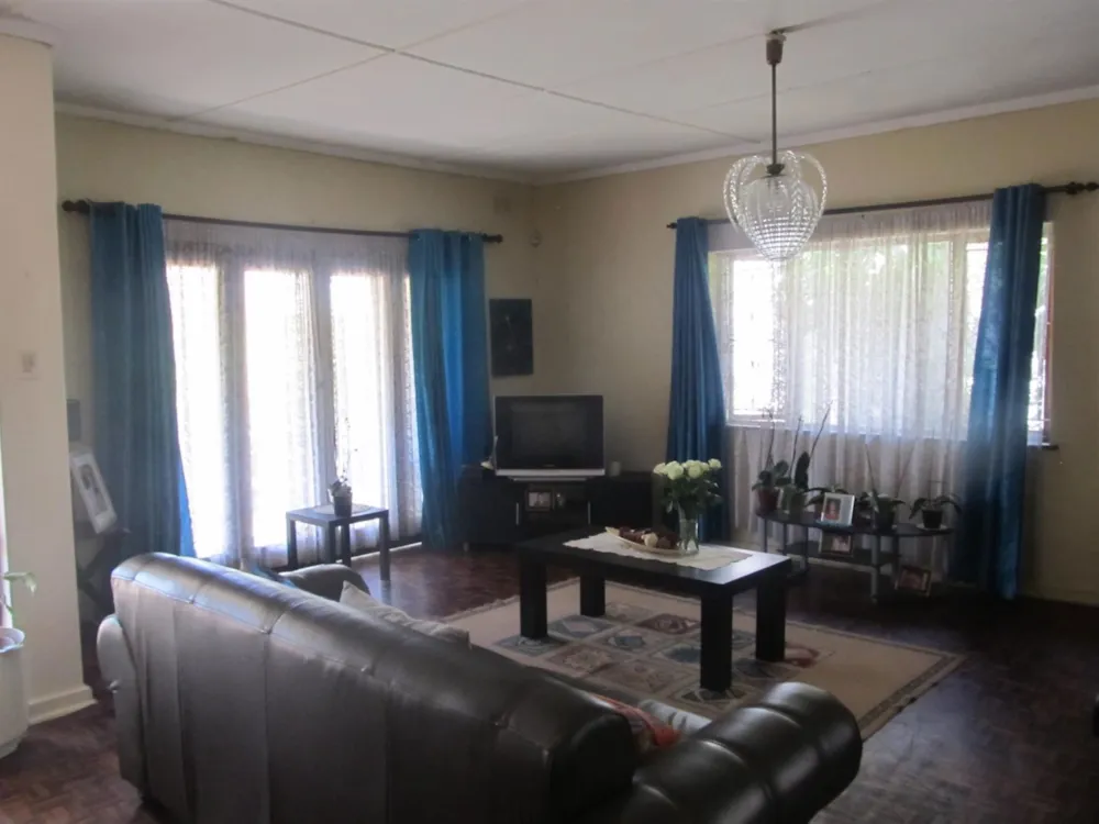 House for sale in Sparks Estate - 1WP1751266