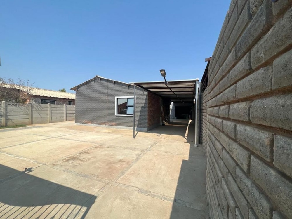 House for sale in Roodepan - 1KJ1655492 House for sale in Roodepan - 1KJ1655492