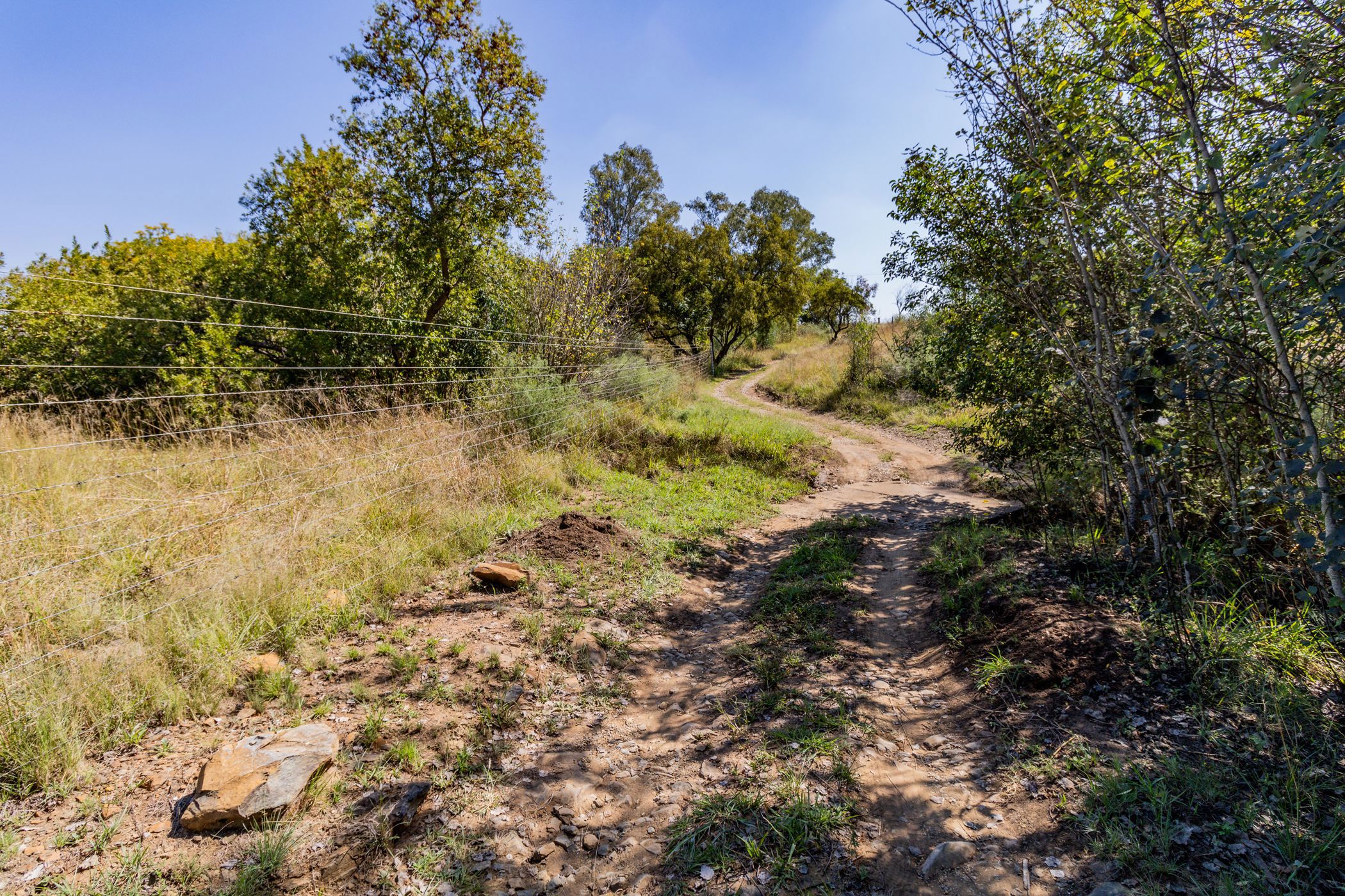 Mixed use farm sold in Skeerpoort - 1HR1656071