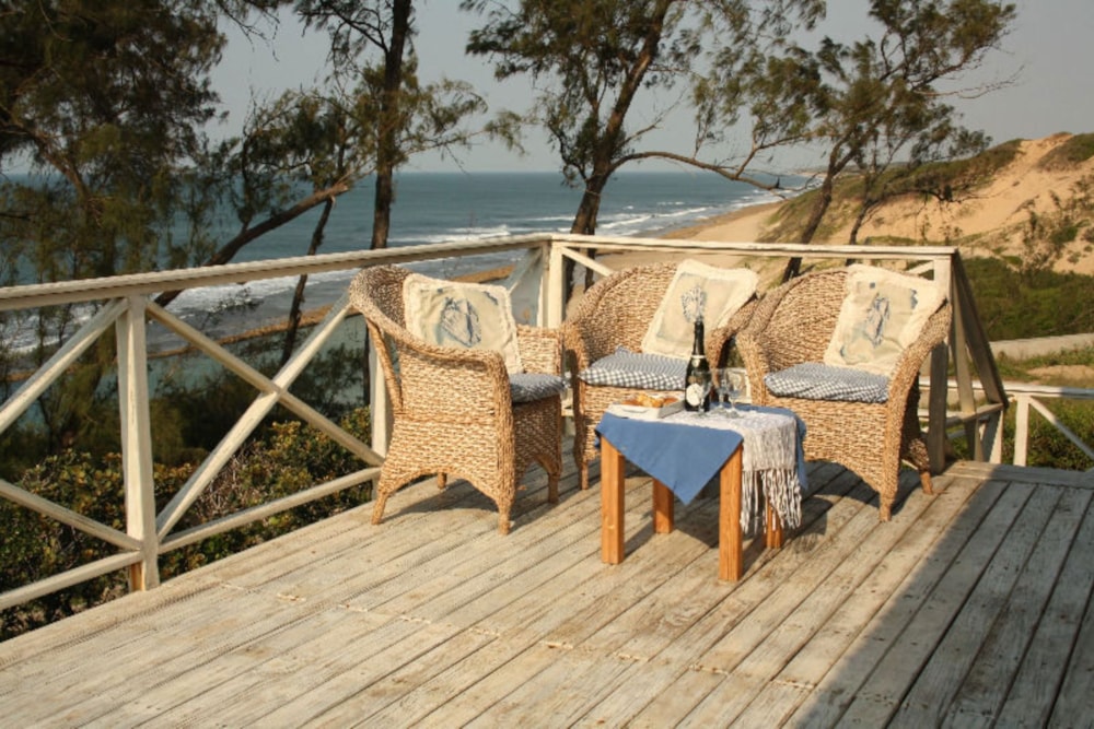 Beachfront villa for sale in Praia de Xai Xai, Mozambique - 3MQ1656092