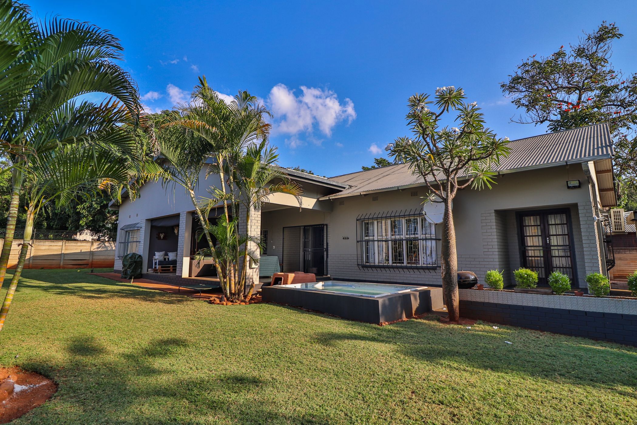 House sold in Malelane - 1NK1656208