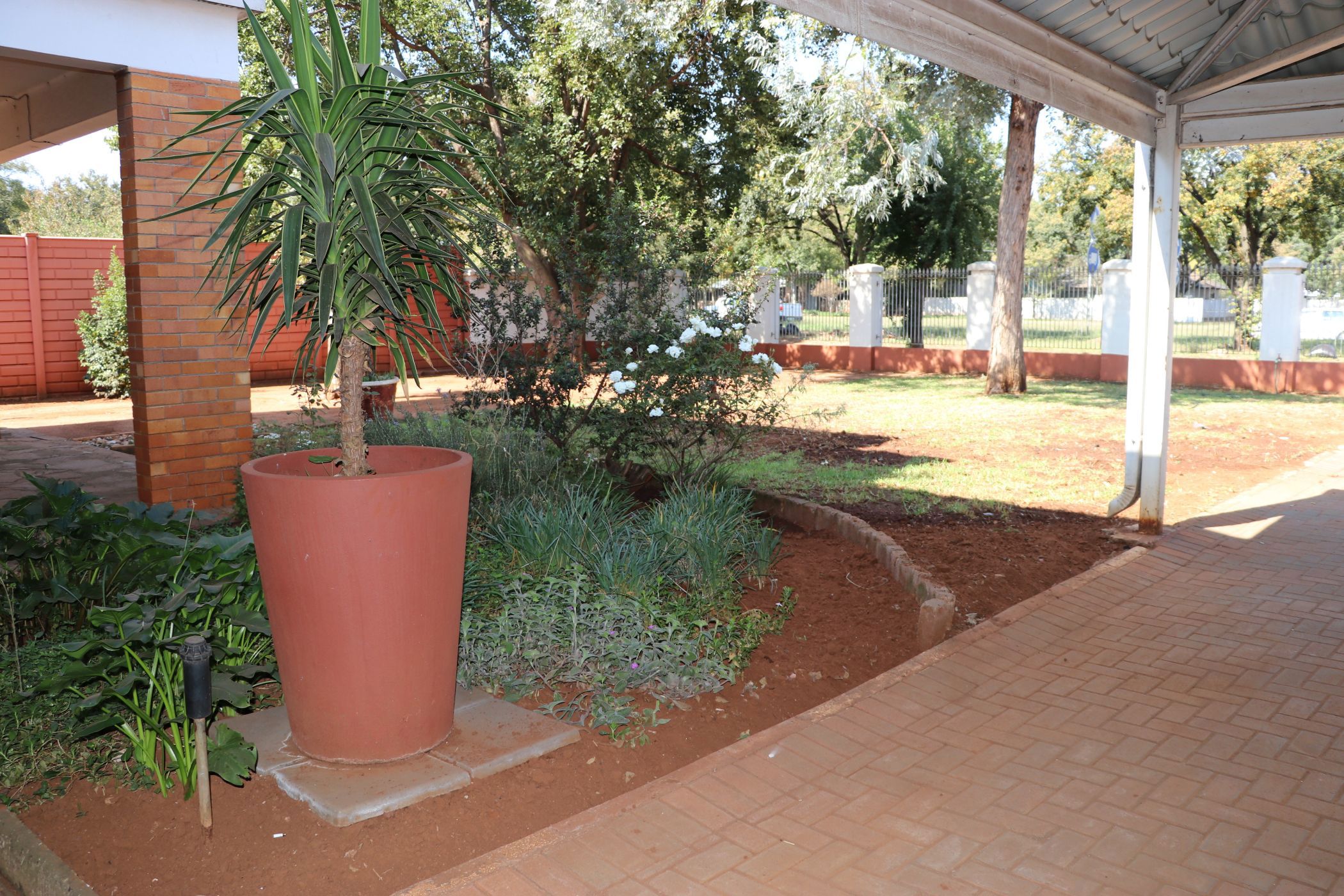 Double-storey house for sale in Three Rivers North - 1VT1656488