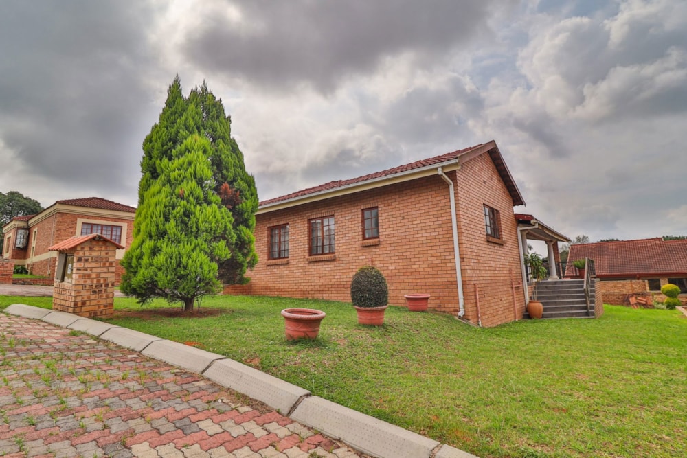 Security estate home for sale in White River Ext 49 - 1WR1706600