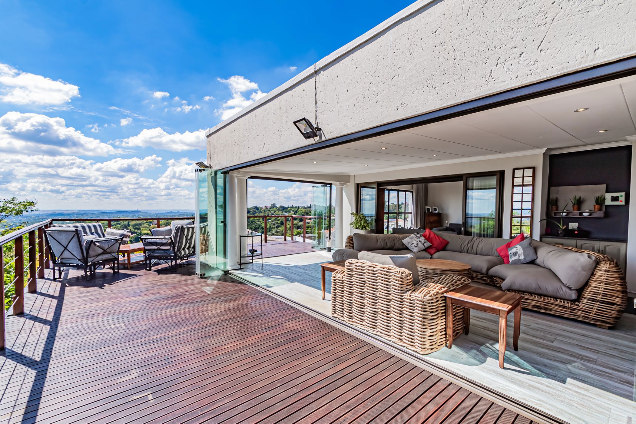 House for sale in Waterkloof Ridge - PT1711776