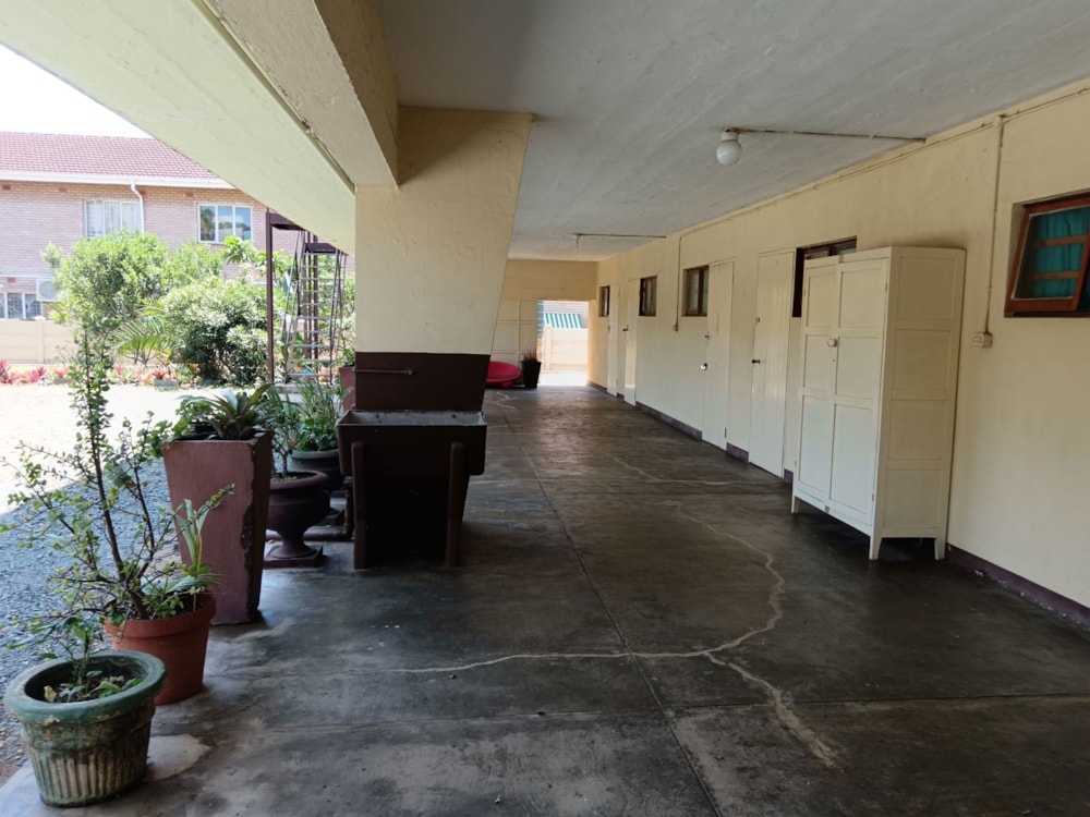 Apartment for sale in Scottburgh - 1si1707741 Apartment for sale in Scottburgh - 1si1707741