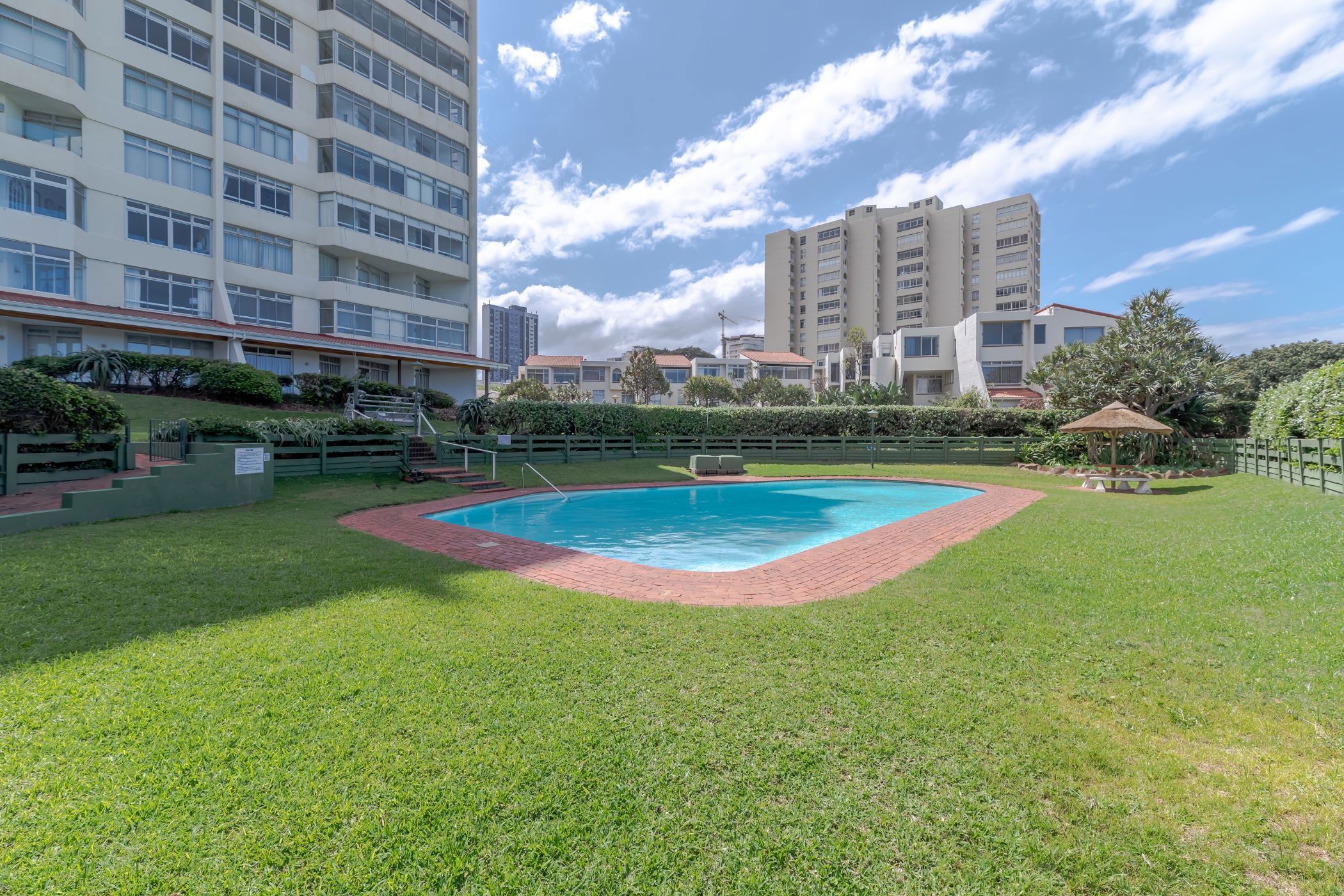 Penthouse apartment for sale in uMhlanga Rocks - 1ND1653640