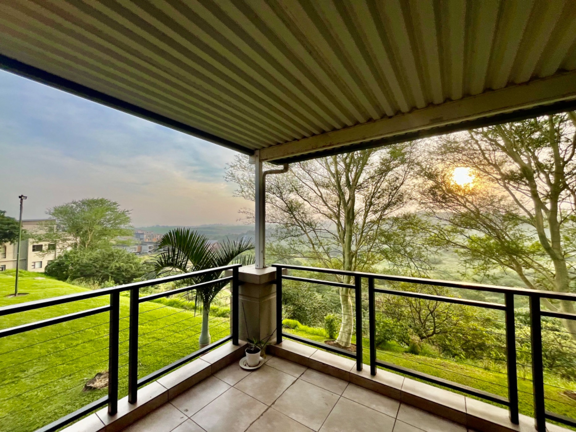 Apartment for sale in Palm Lakes Estates - 1BD1655733