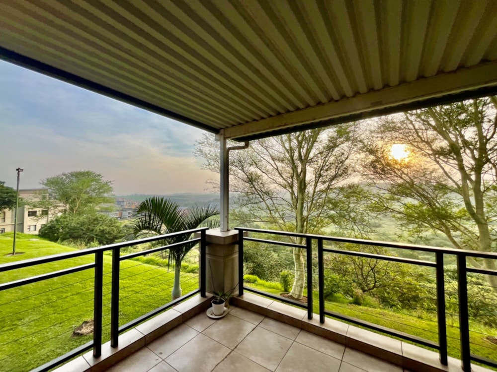 Apartment for sale in Palm Lakes Estates - 1BD1655733