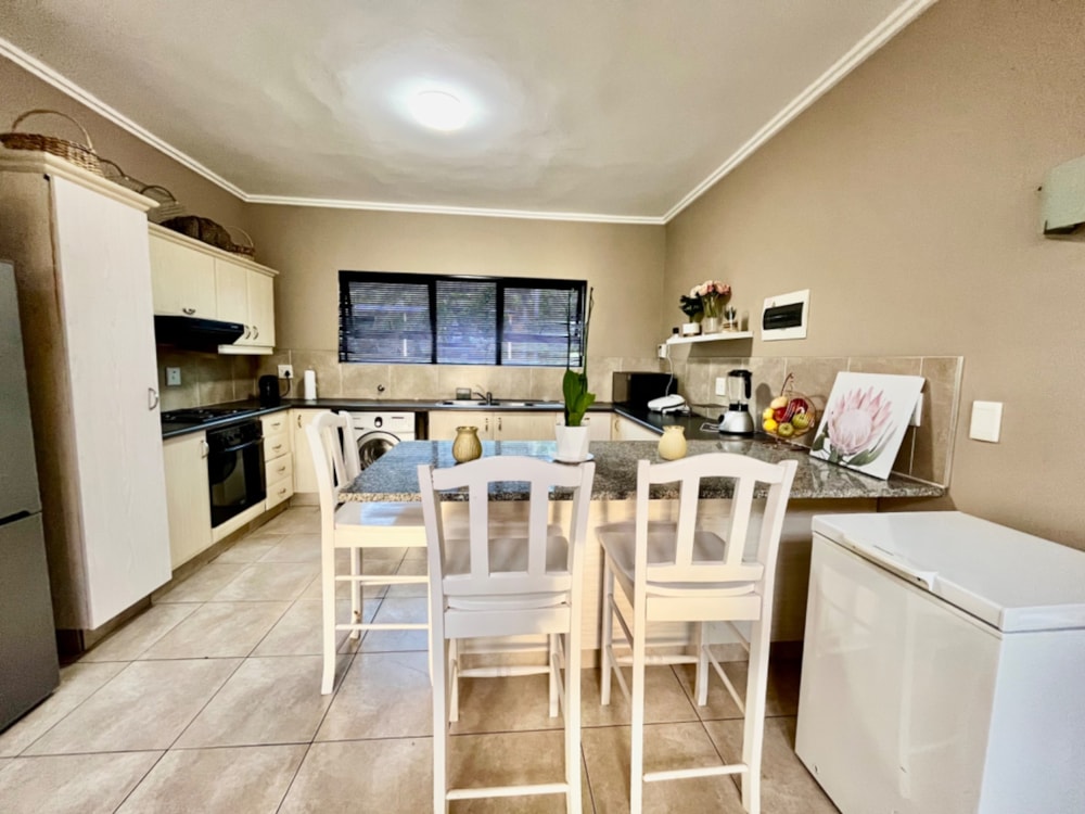 Apartment for sale in Palm Lakes Estates - 1BD1655733