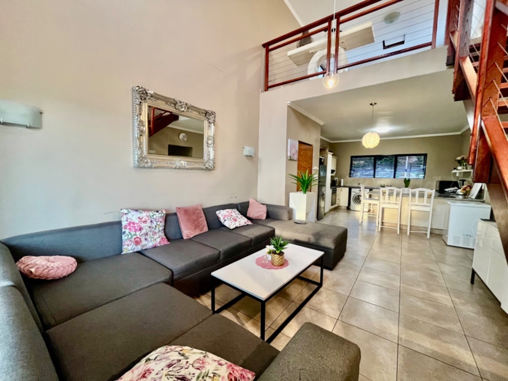 Apartment for sale in Palm Lakes Estates - 1BD1655733