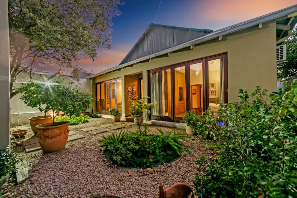 House for sale in Norwood, Johannesburg - HP1705802 House for sale in Norwood, Johannesburg - HP1705802