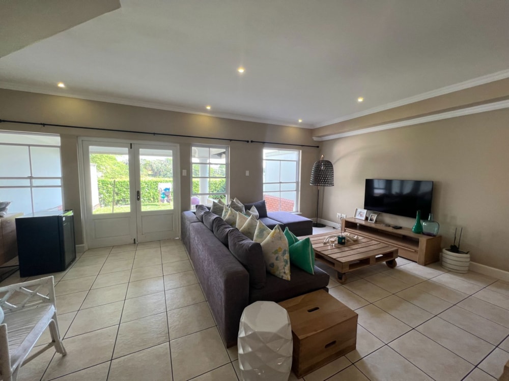 Townhouse for sale in Mount Edgecombe Country Estate - 1MT1656069 Townhouse for sale in Mount Edgecombe Country Estate - 1MT1656069