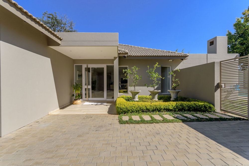 House for sale in Bedfordview - BED1654612 House for sale in Bedfordview - BED1654612