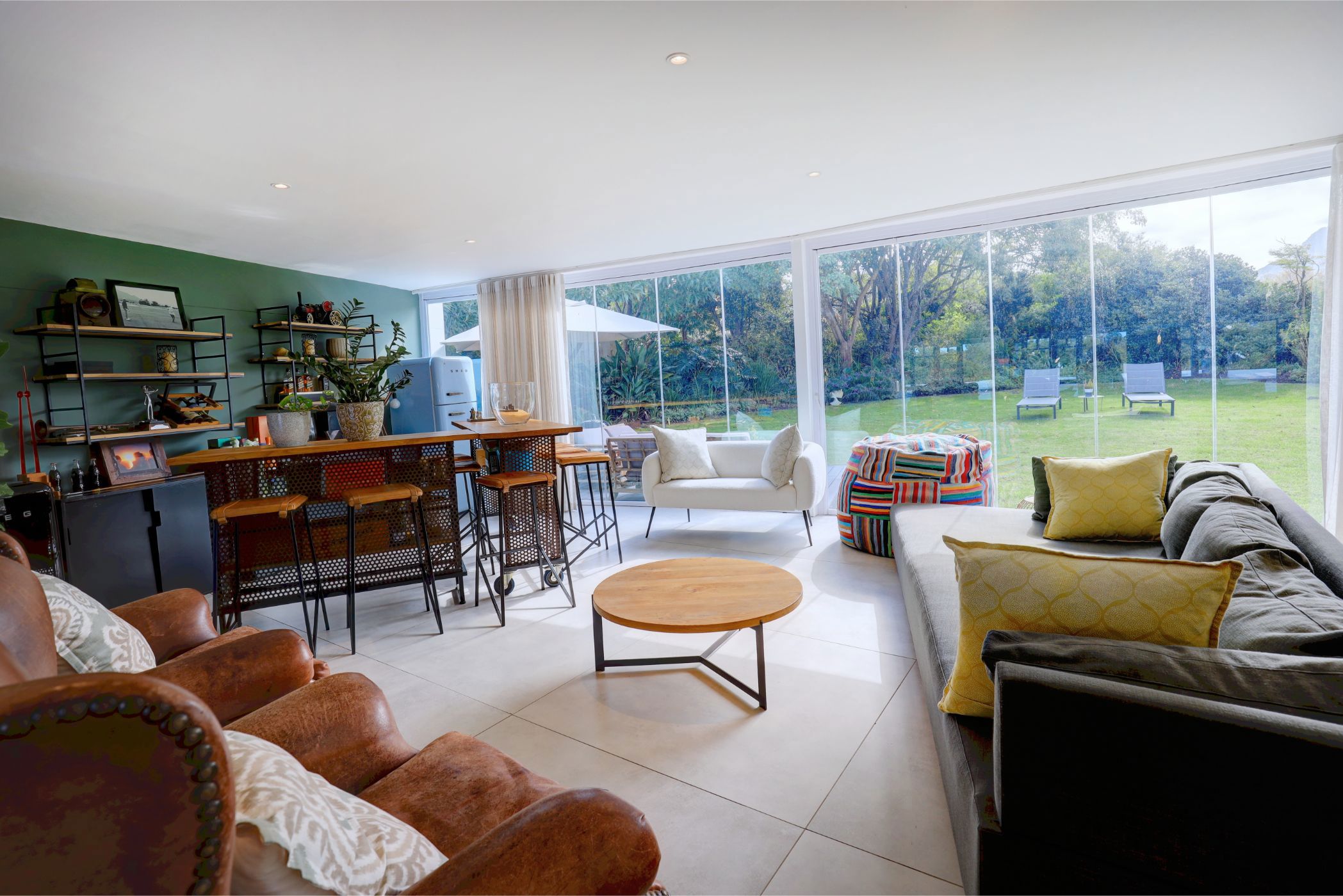 Golf estate house to rent in Cape Dutch Homesteads - GEO1753159