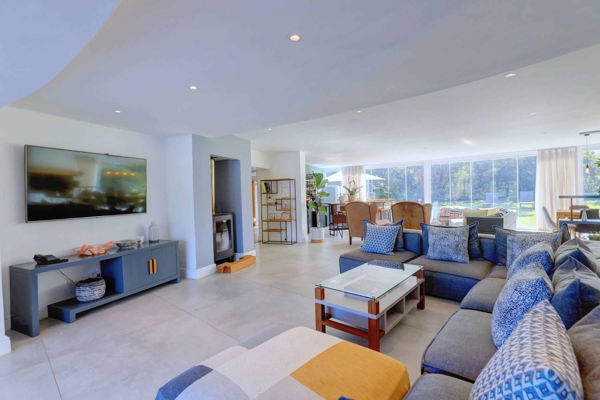 Golf estate house to rent in Cape Dutch Homesteads - GEO1753159