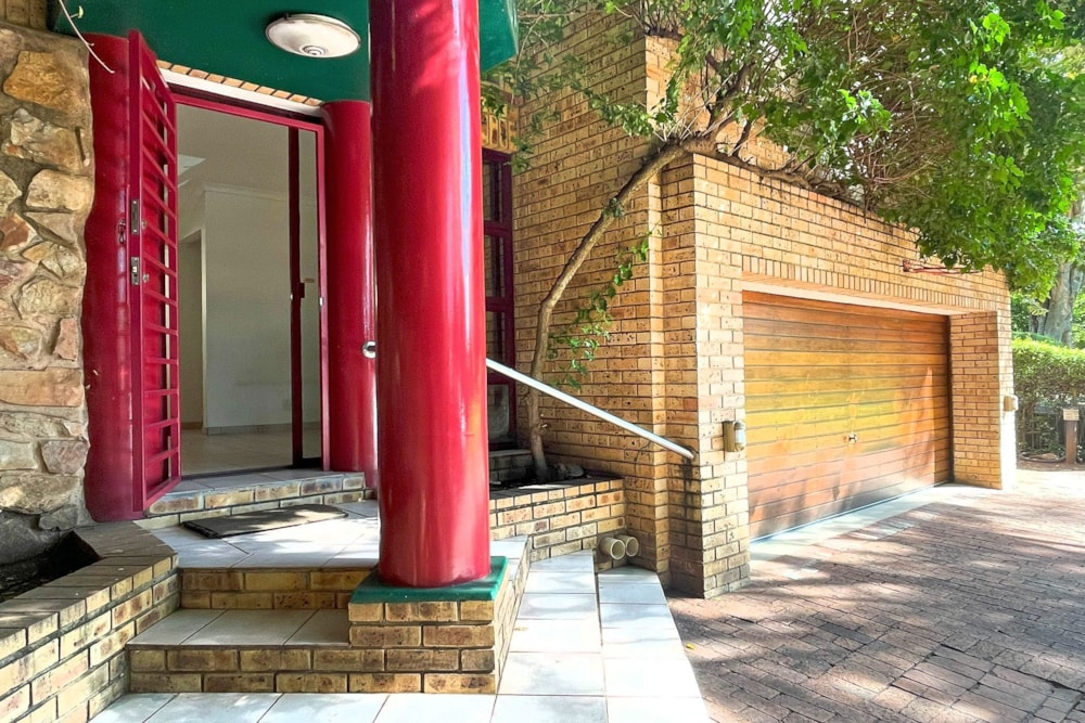 House sold in Houghton Estate - HP1657820 House sold in Houghton Estate - HP1657820