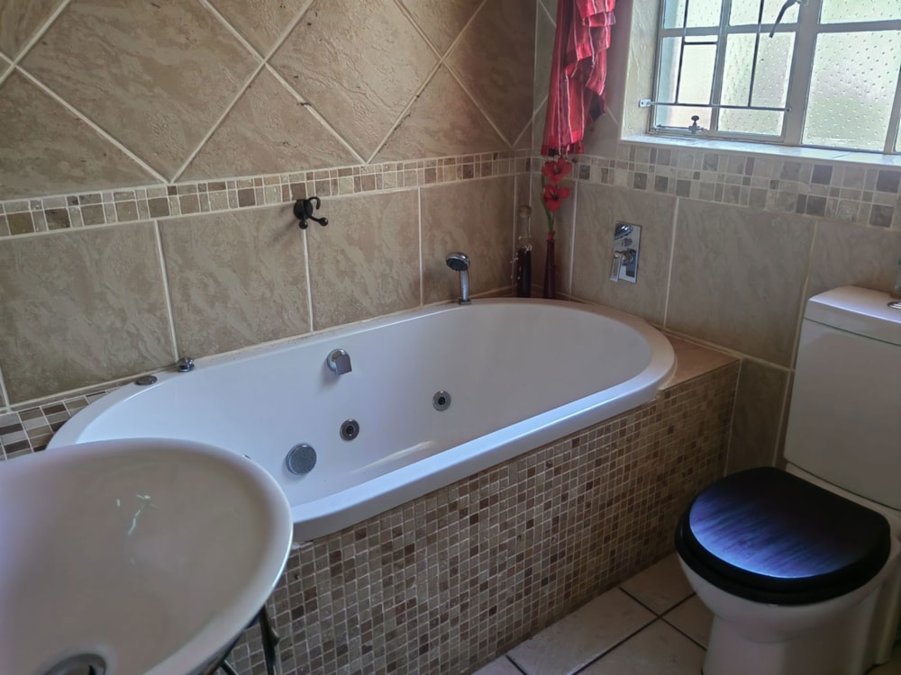 House for sale in West Acres - 1NS1657311 House for sale in West Acres - 1NS1657311