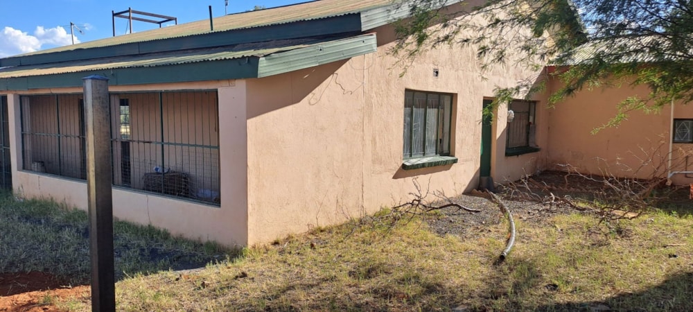 House for sale in Ritchie - 1KJ1657761