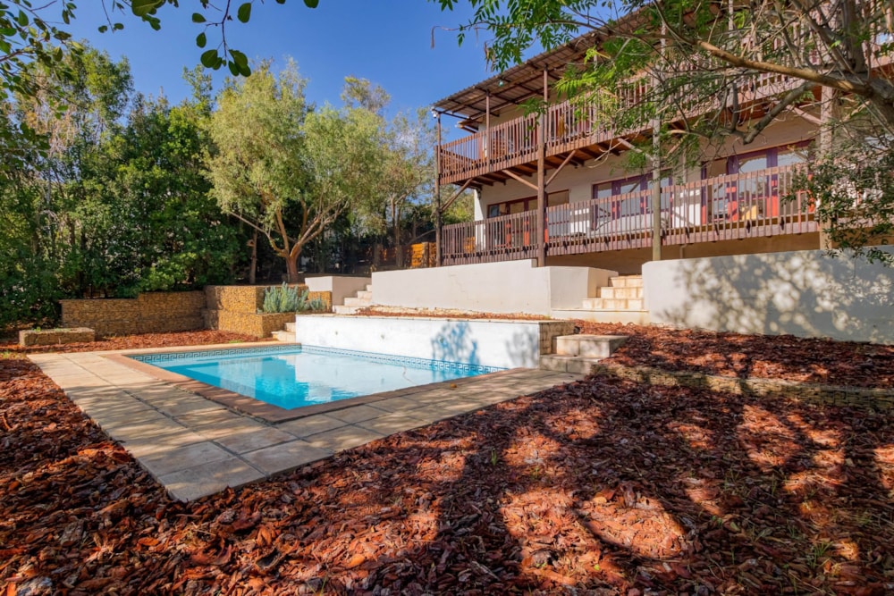 Double-storey house sold in Rome Glen - SW1658857 Double-storey house sold in Rome Glen - SW1658857