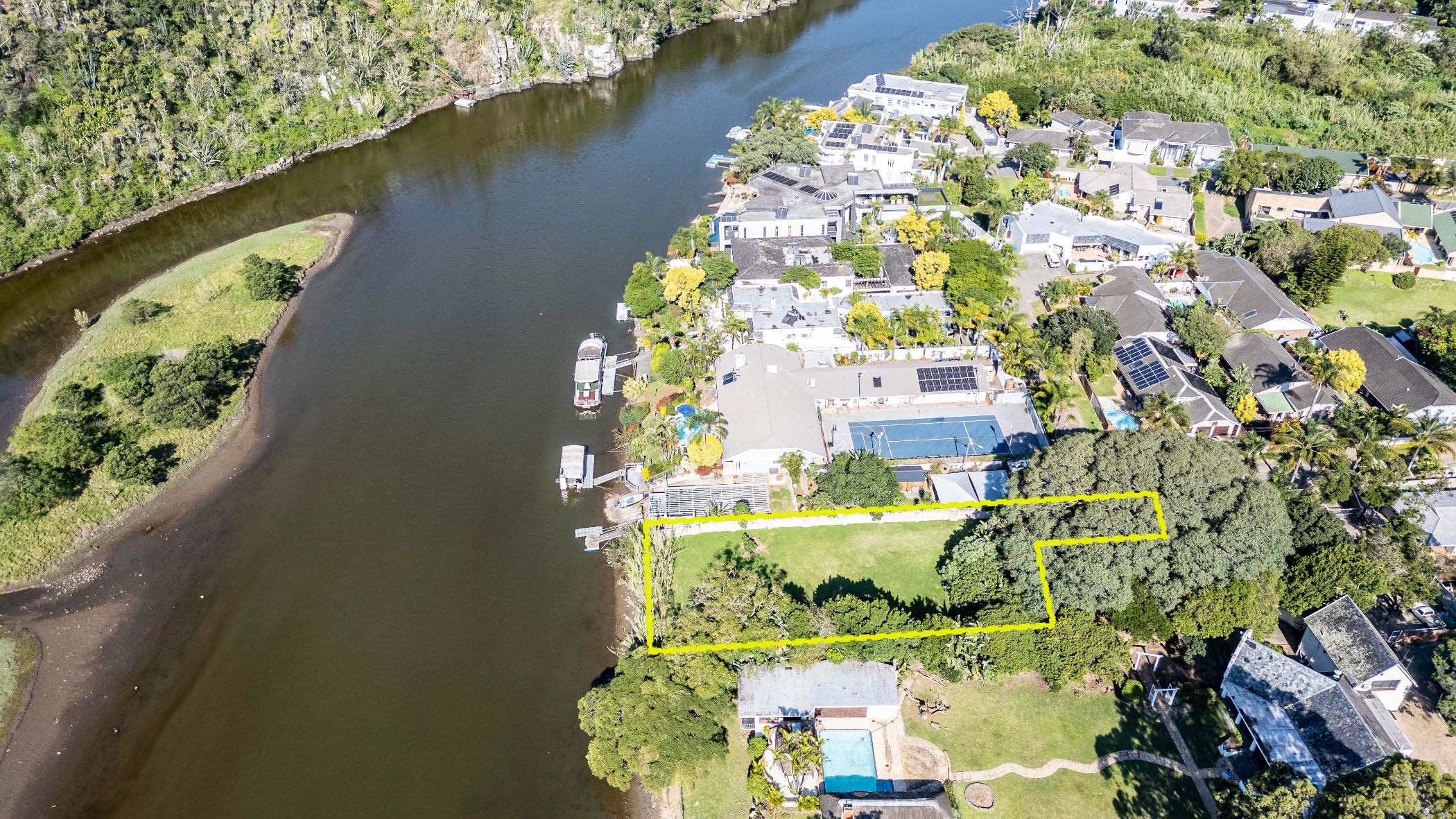 Residential vacant land for sale in Nahoon Valley - 1ET1656762