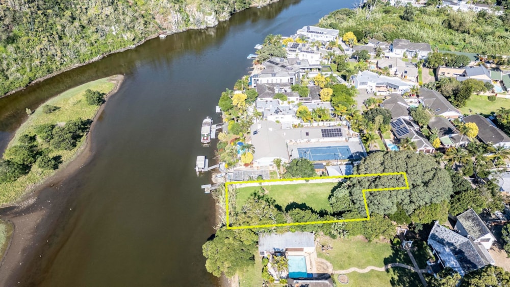 Residential vacant land for sale in Nahoon Valley - 1ET1656762