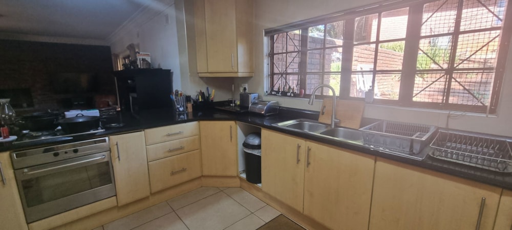 House to rent in Waterfall, Upper Highway - 1KF1752393