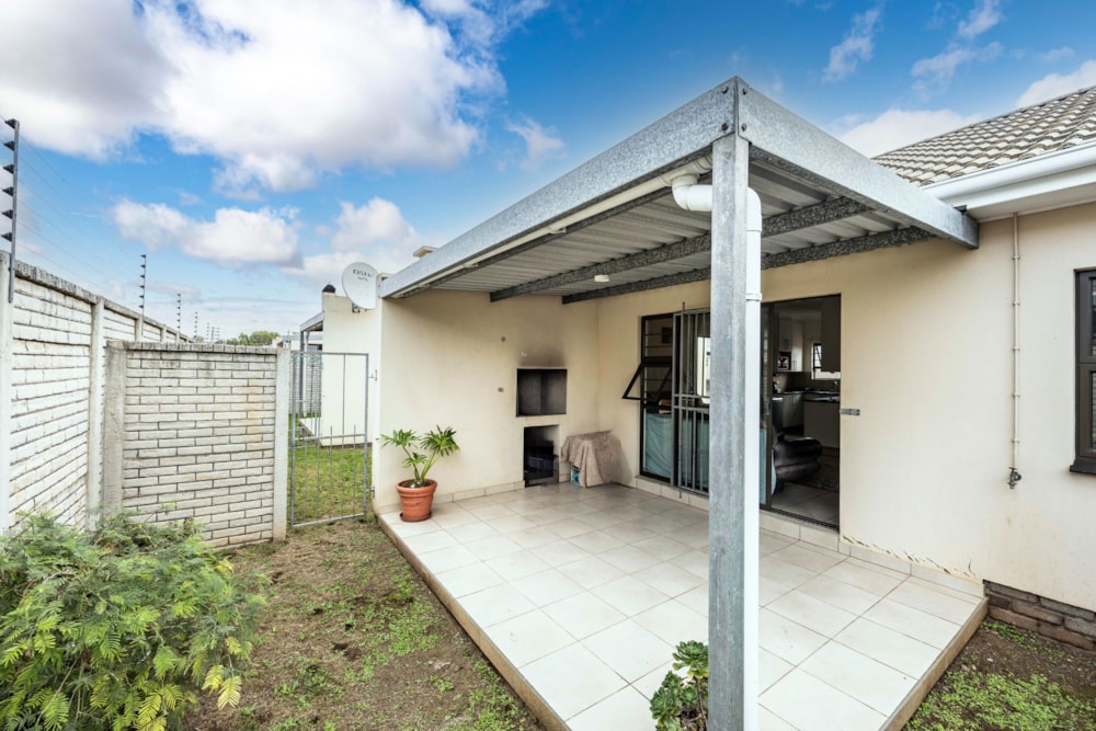 House sold in Gonubie - 1ET1660047 House sold in Gonubie - 1ET1660047