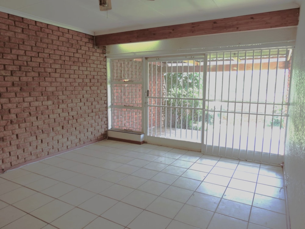 Security complex home let in Ifafi - 1HR1713292 Security complex home let in Ifafi - 1HR1713292