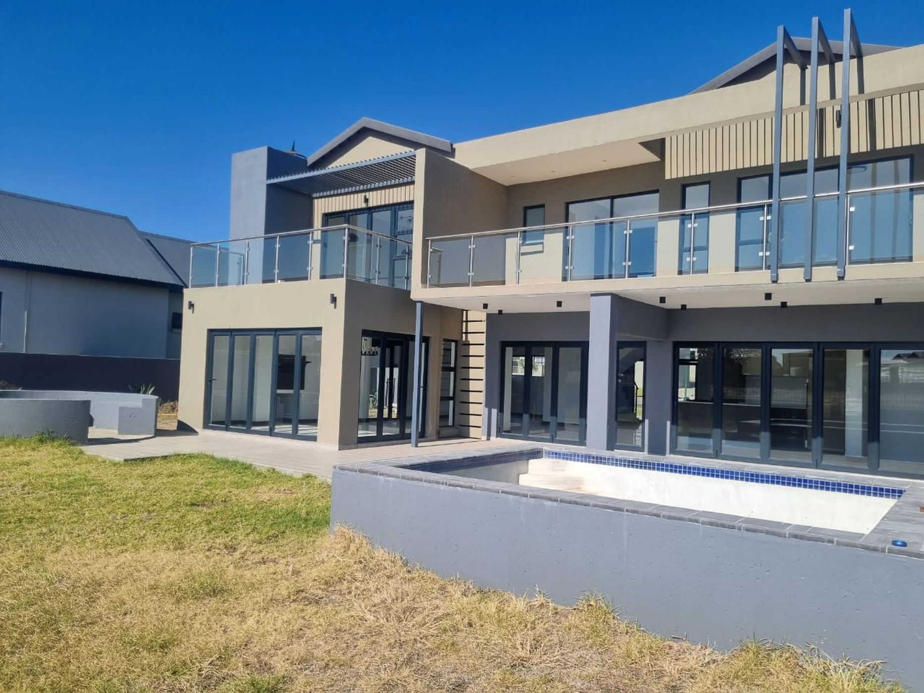 Double-storey house for sale in Woodland Hills Bergendal - 1BX1658215