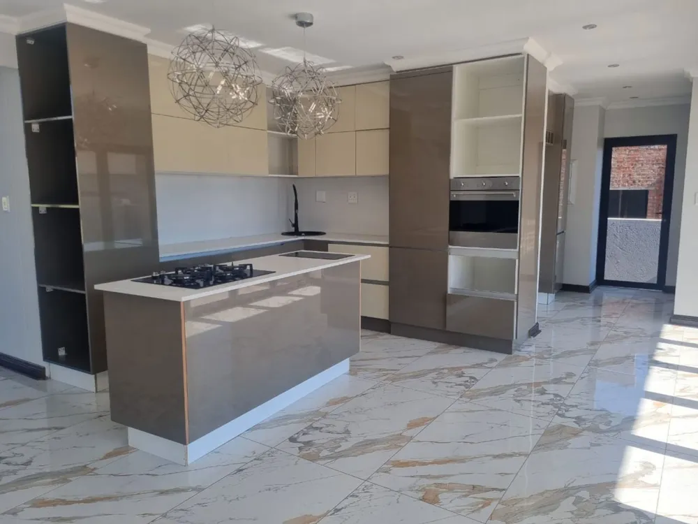Double-storey house for sale in Woodland Hills Bergendal - 1BX1741543
