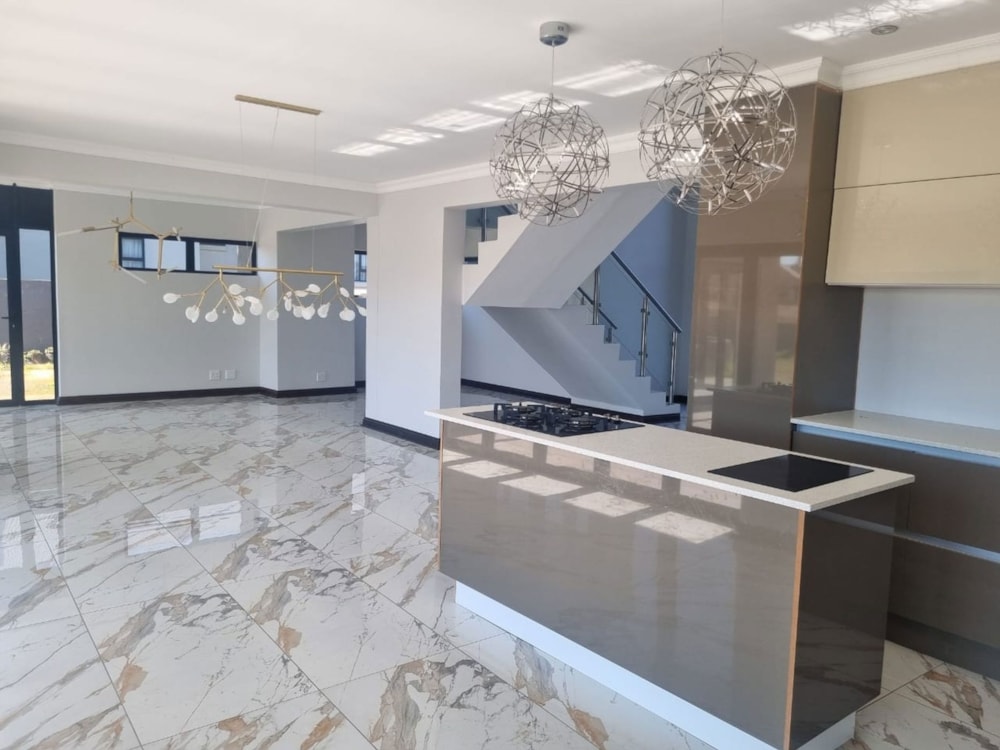 Double-storey house for sale in Woodland Hills Bergendal - 1BX1658215