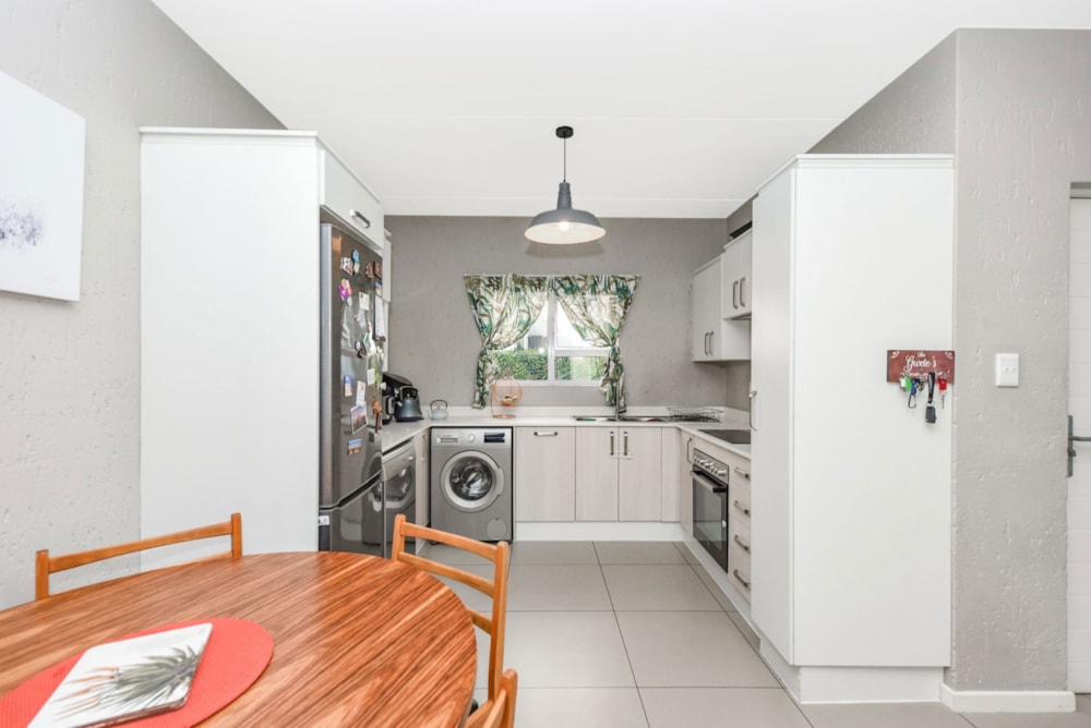 Garden apartment sold in Paulshof - FW1658834 Garden apartment sold in Paulshof - FW1658834