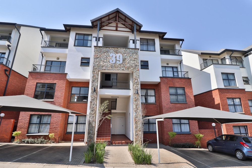 Apartment to rent in Oakdene, Johannesburg - 1GV1744737