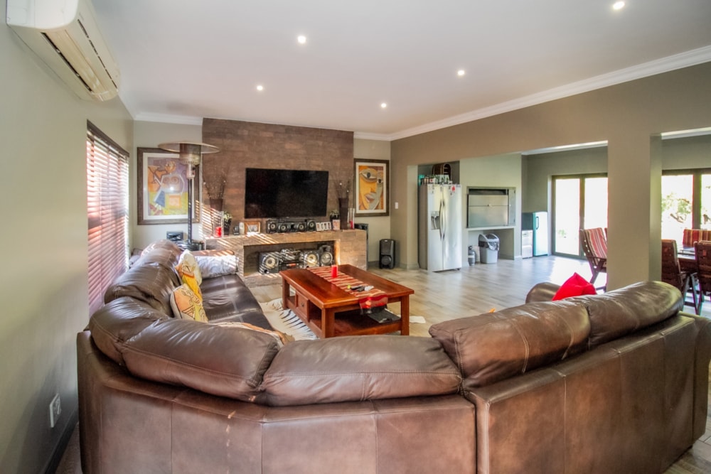 House for sale in Leloko Estate - 1HR1660360