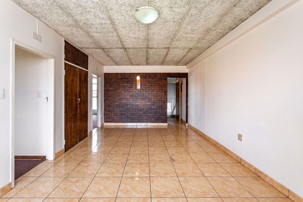 Apartment for sale in Kempton Park - KTP1681039 Apartment for sale in Kempton Park - KTP1681039