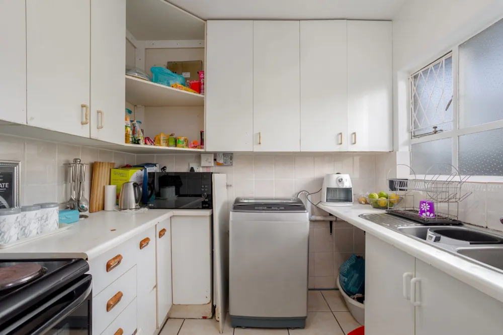 Apartment sold in Glenwood, Durban - 1DA1657709 Apartment sold in Glenwood, Durban - 1DA1657709