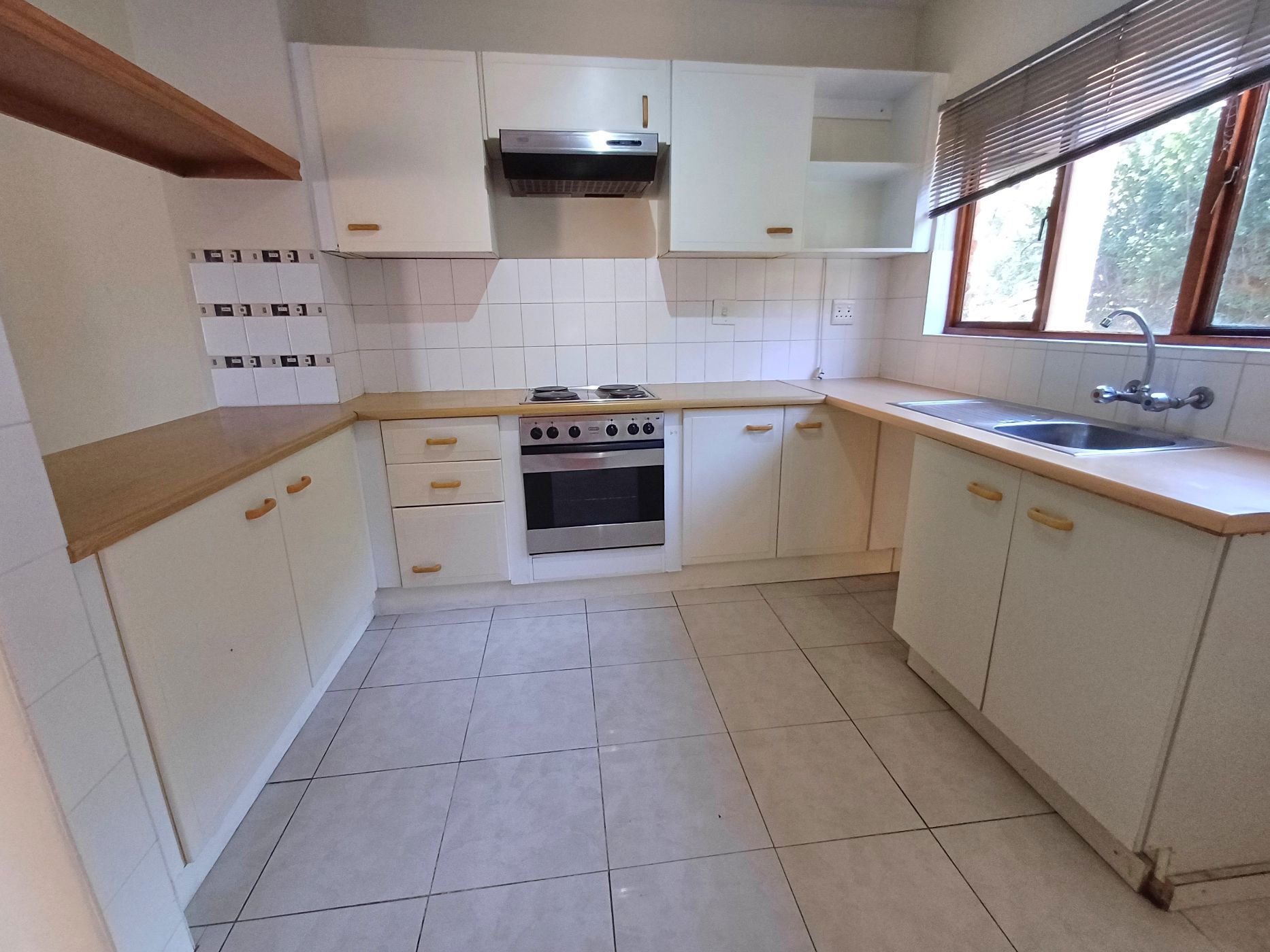 Apartment let in Chase Valley - 1PM1698678