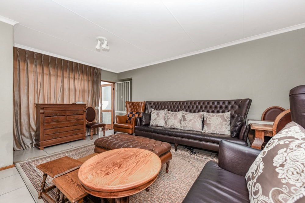 Cluster sold in Paulshof - FW1701206 Cluster sold in Paulshof - FW1701206