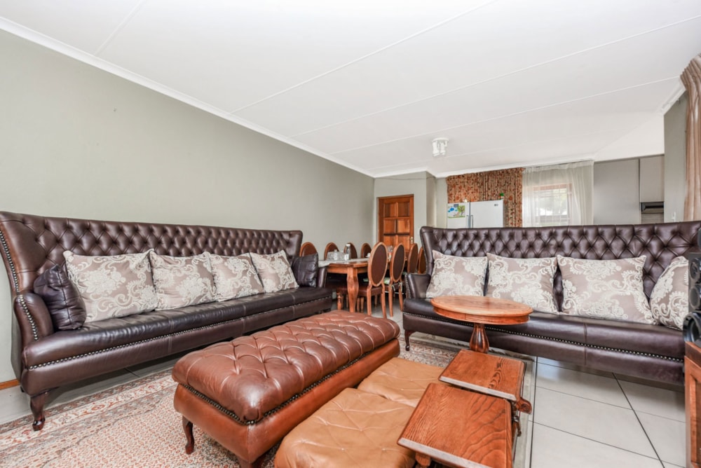 Cluster sold in Paulshof - FW1701206 Cluster sold in Paulshof - FW1701206