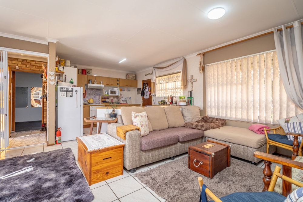 Townhouse to rent in Rangeview - 1KR1733877