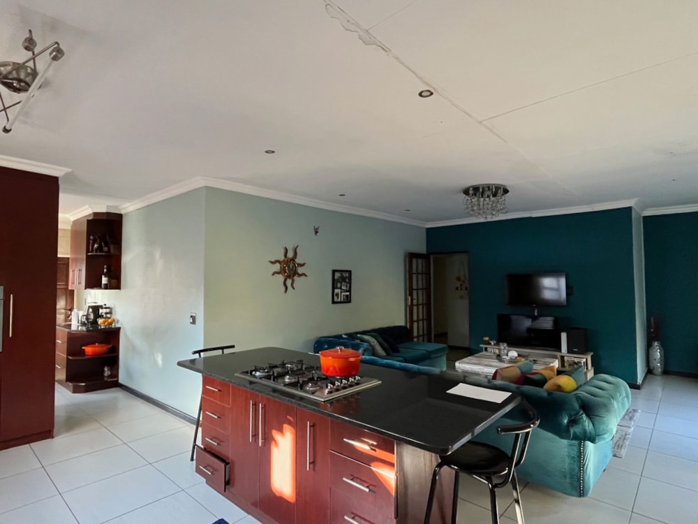 House for sale in Bayswater - 1BX1656794