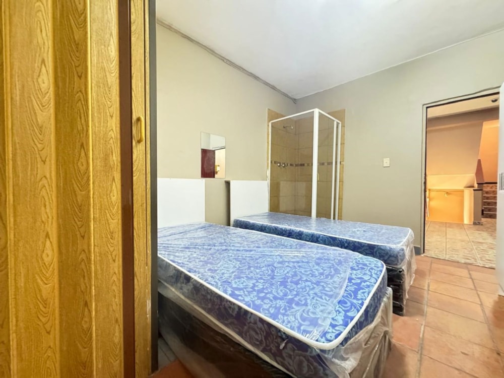 Commercial flats for sale in Durban Central - 1DA1564456 Commercial flats for sale in Durban Central - 1DA1564456