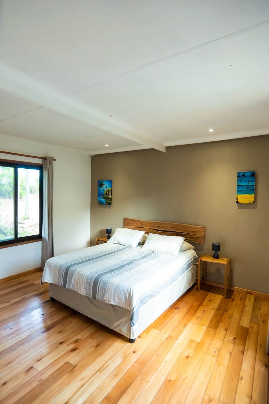 Beachfront villa for sale in Praia da Barra, Mozambique - 3MQ1564774 Beachfront villa for sale in Praia da Barra, Mozambique - 3MQ1564774