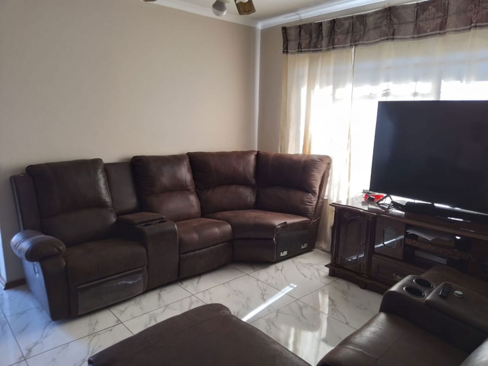 House sold in Rocklands, Kagisanong - 1BX1659277 House sold in Rocklands, Kagisanong - 1BX1659277